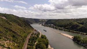 Naturlandskabet i nærheden af villaen