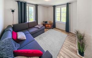 Χώρος καθιστικού στο 1 Bedroom Nice Home In Lesjöfors