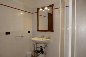 Ένα μπάνιο στο Farmhouse stay Giulia Volterra