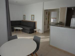 Χώρος καθιστικού στο Apartment in Santa Cruz de Tenerife with pool +11 φωτογραφίες