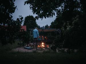 Zahrada ubytování Atmospheric apartment in the countryside, Gronowo