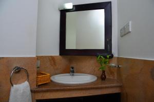 Ένα μπάνιο στο L&D Lodge