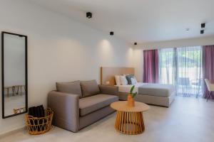 Afbeelding uit fotogalerij van Petra Suites Tolo in Tolo