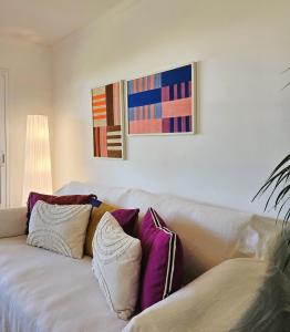 Χώρος καθιστικού στο Stylish & cozy home by the beach +27 φωτογραφίες
