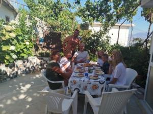 Fotografie z fotogalerie ubytování RONDO Guesthouse v destinaci Gjirokastër