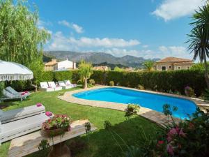 Bazén v ubytování Rustic House in Mancor with Pool nebo v jeho okolí