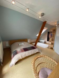 Postel nebo postele na pokoji v ubytování Grande maison de haut standing à 2 min du golf!