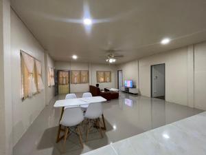 Et tv og/eller underholdning på 2 bedroom Hua Hin Villa