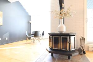 Φωτογραφία από το άλμπουμ του Mountain Comfort & Charm - La Perle Alpine σε Stoneham