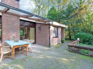 Zahrada ubytování Holiday Home in Zorgvlied near Drents-Friese Wold