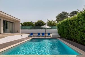 Gallery image of Sesimbra Luxury Villa- Pool, garden, total privacy in Sesimbra