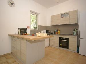 Η κουζίνα ή μικρή κουζίνα στο Villa in Flayosc near Gorges du Verdon