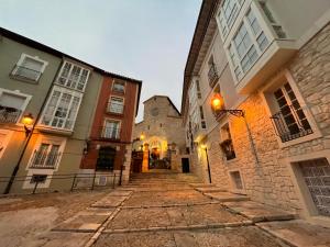 Το κτήριο όπου στεγάζεται  το διαμέρισμα