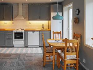 Dapur atau dapur kecil di Seaside Getaway Retreat-By Traum