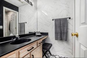 Gallery image of Stylish Stay-Golf & Water Views in Longs +23 photos