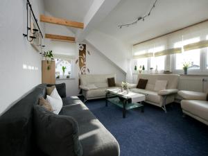Χώρος καθιστικού στο Sunny Terrace Apartment