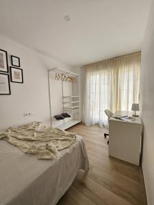 Ένα ή περισσότερα κρεβάτια σε δωμάτιο στο Chic Escape Apartment