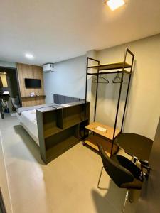 Η κουζίνα ή μικρή κουζίνα στο Campina Room Service
