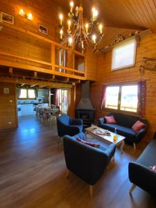 Χώρος καθιστικού στο Chalet des bruyères