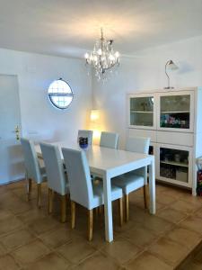 Φωτογραφία από το άλμπουμ του Lazzy House σε Hozanejos