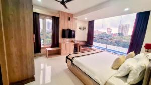 Postel nebo postele na pokoji v ubytování Park Eastern Hotel + 88 fotografií