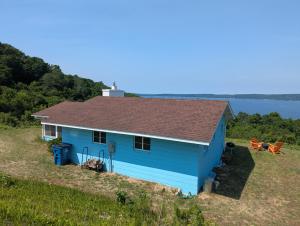Gallery image of New! Hill Hideaway - Incredible Lakeviews! in Frankfort