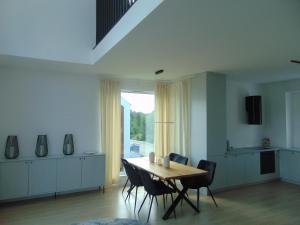Φωτογραφία από το άλμπουμ του Nadmorski apartament przy plaży dwupoziomowy , 73 metry, przy plaży σε Pierwoszyno