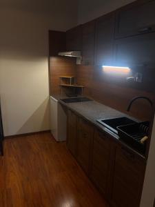 Η κουζίνα ή μικρή κουζίνα στο Apartament Main Street