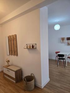 Χώρος καθιστικού στο Studio 5