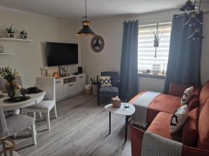 Μια τηλεόραση ή/και κέντρο ψυχαγωγίας στο PIK-KWATERY