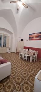 Foto dalla galleria di 4sisters' Open Space ad Aradeo Altre 60 foto