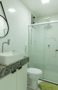 Koupelna v ubytování Apê com Vista Mar na Praia do Sul! + 10 fotografií