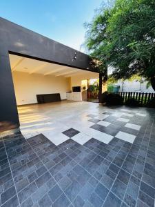 Budova, kde se prázdninový dům nachází