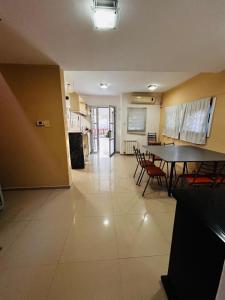 Kuchyň nebo kuchyňský kout v ubytování Confortable Casa en Pilar Rio II