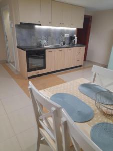 Η κουζίνα ή μικρή κουζίνα στο Home Spot Nafplio II