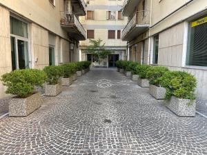 Το κτήριο όπου στεγάζεται  το διαμέρισμα