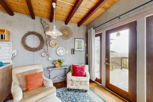 Galeriebild der Unterkunft Headlands Cove - Artist's Studio in Mendocino