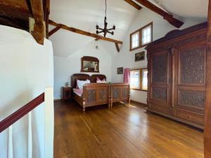 Postel nebo postele na pokoji v ubytování Ferienhaus Emma im Morsbacher Hof