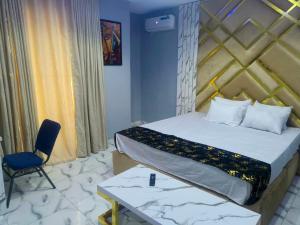 Billede fra billedgalleriet på Glossy Luxury Hotel i Akure + 8 billeder