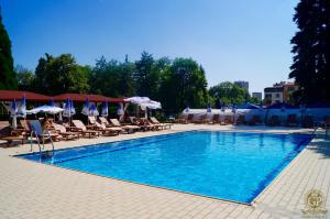 The swimming pool at or close to Hotel Gloria Palace Diplomat