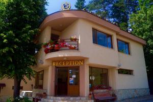 The building in which a szállodákat is located