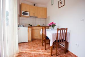 Küche/Küchenzeile in der Unterkunft Apartment Sangaleti