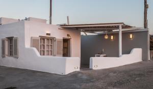 The building in which the holiday home is located