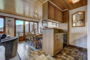 Köök või kööginurk majutusasutuses Appartement Arolles 711