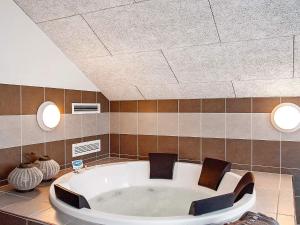 Φωτογραφία από το άλμπουμ του 12 person holiday home in Hasselberg σε Kappeln +21 φωτογραφίες