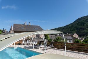 Πισίνα στο ή κοντά στο Gîte Chez Monique 4/7 personnes à Florac