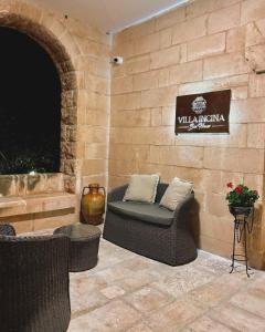 Et opholdsområde på Villa Incina - Sea House + 25 billeder