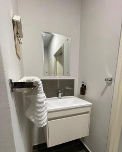 Bilik mandi di LincVilla Apartment