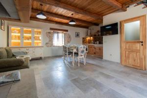 Μια τηλεόραση ή/και κέντρο ψυχαγωγίας στο Casa Morosina