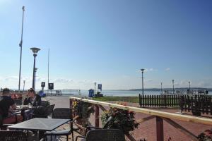 Nespecifikovaný výhled na moře nebo výhled na moře při pohledu z prázdninového domu